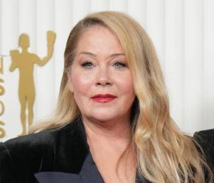 Christina Applegate: "Non ho la sclerosi multipla, hanno sbagliato diagnosi" Christina Applegate: "Non ho la sclerosi multipla, hanno sbagliato diagnosi"