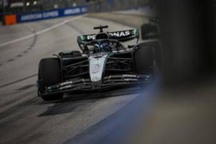 Gp Singapore, Russell in pole davanti a Verstappen. Hamilton sesto, poi Leclerc Gp Singapore, Russell in pole davanti a Verstappen. Hamilton sesto, poi Leclerc