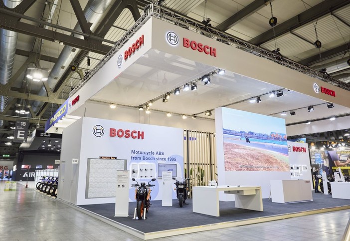 Bosch celebra tre decenni di sicurezza con l’ABS per le moto Bosch celebra tre decenni di sicurezza con l’ABS per le moto