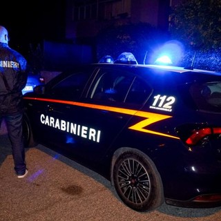 Sette e abusi a corsi yoga, arrestato 59enne a Torino per riduzione in schiavitù