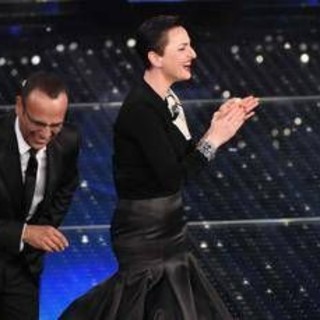 Sanremo, Arisa lascia il posto ad Annalisa? La 'finta proposta' di Carlo Conti