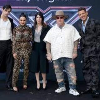X-Factor, è la notte degli inediti: come funziona la puntata e quali sono i brani X-Factor, è la notte degli inediti: come funziona la puntata e quali sono i brani