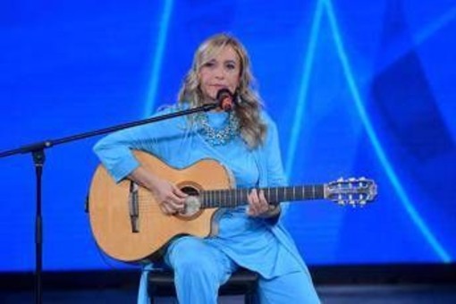 Grazia Di Michele contro Fazio: "In tv solo artisti adatti ad ogni evento" Grazia Di Michele contro Fazio: "In tv solo artisti adatti ad ogni evento"