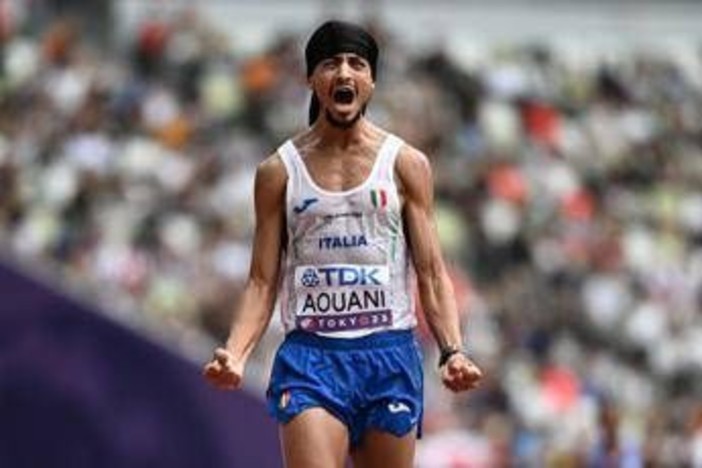 Iliass Aouani, chi è l'azzurro che ha riportato medaglia mondiale all'Italia nella maratona