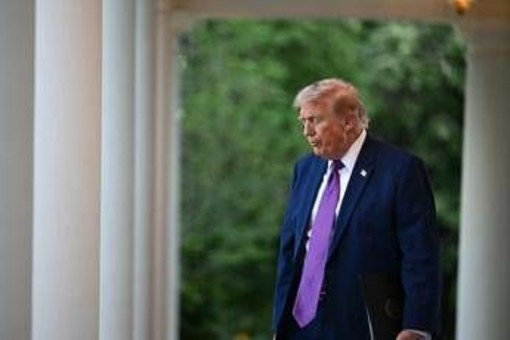 "Iran ha missili in abbondanza", intelligence Usa smentisce Trump "Iran ha missili in abbondanza", intelligence Usa smentisce Trump