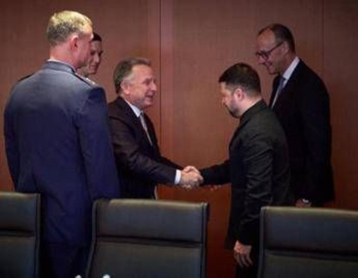 Ucraina, oggi nuovo vertice a Berlino. Witkoff: &quot;Molti progressi con Zelensky&quot;